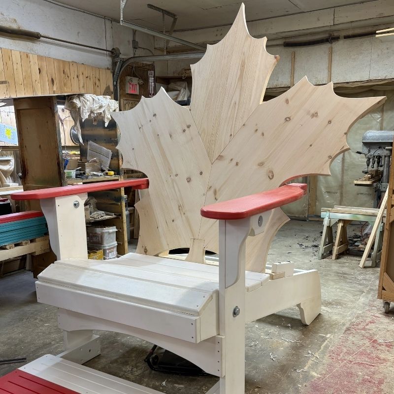 Maple Leaf Giant Chair