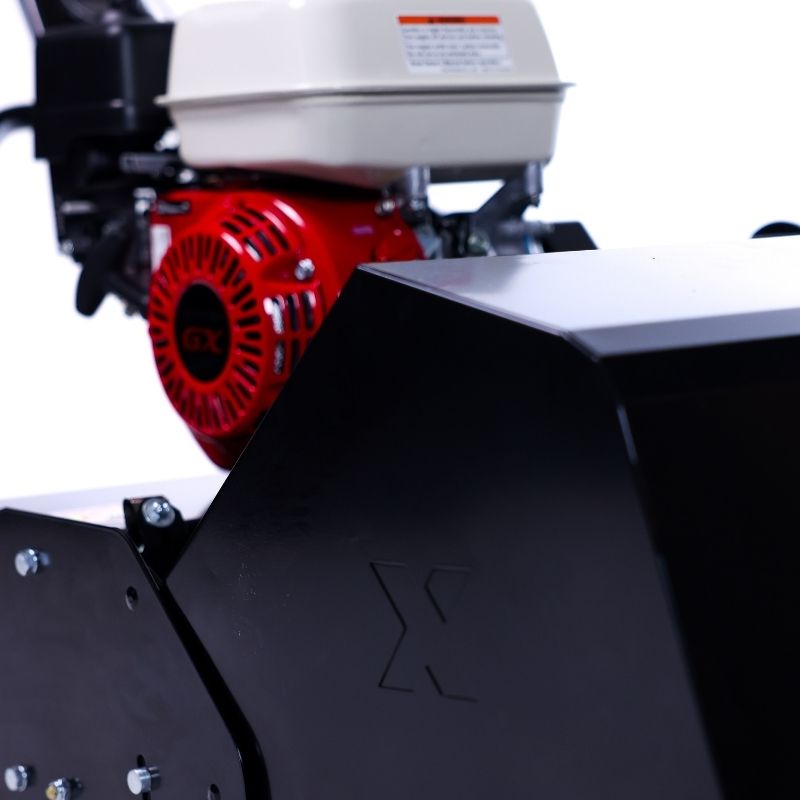 Rolux X25 - 25" Reel Style Lawn Mower - clean close view black variant