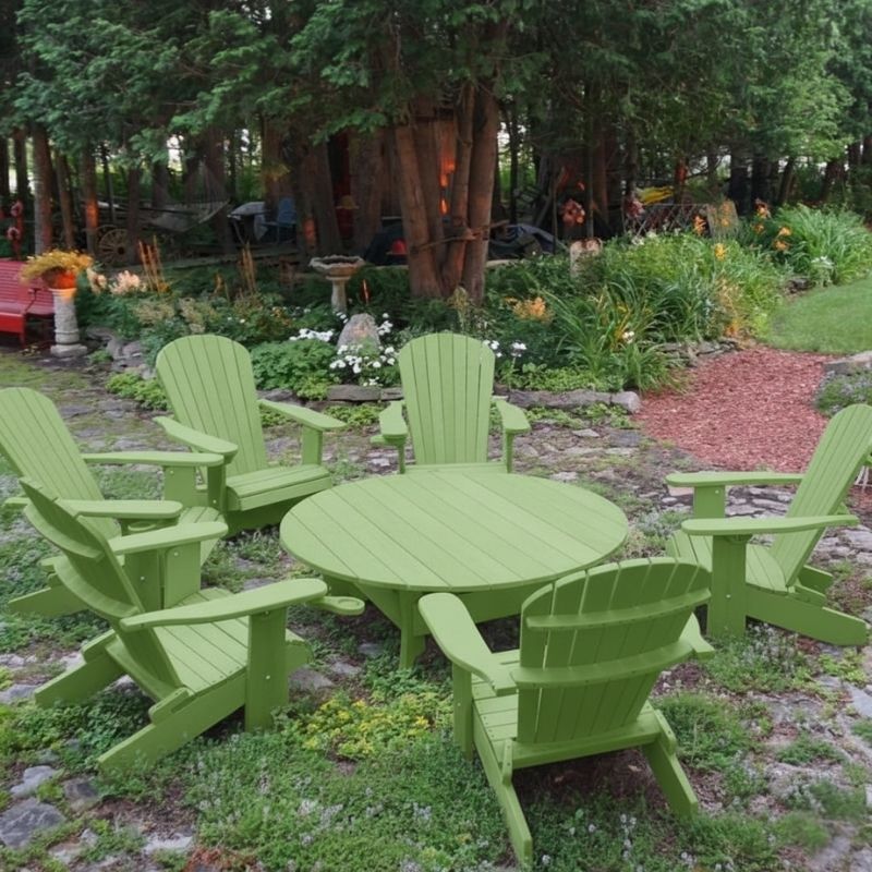 Lime green Royal Social Set for 6 set in a garden